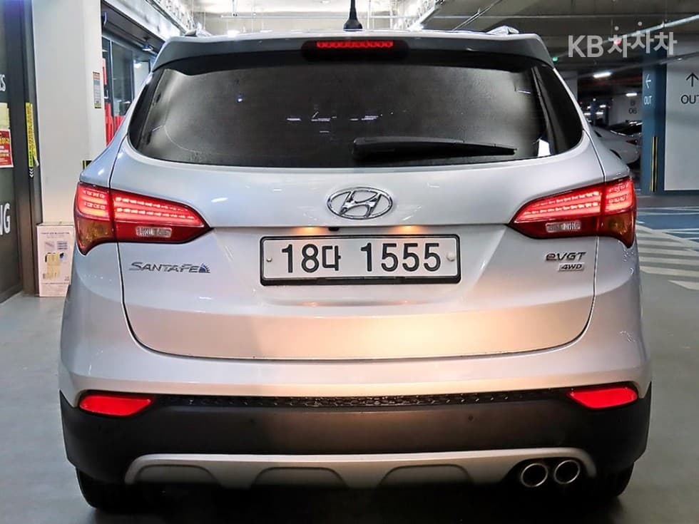 Hyundai Santa Fe DMHyundai R-engine 2.0 diesel 4WD PREMIUM - 5