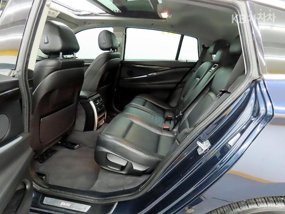 BMW Gran Turismo5 Series GT ED Edition F07 - 6