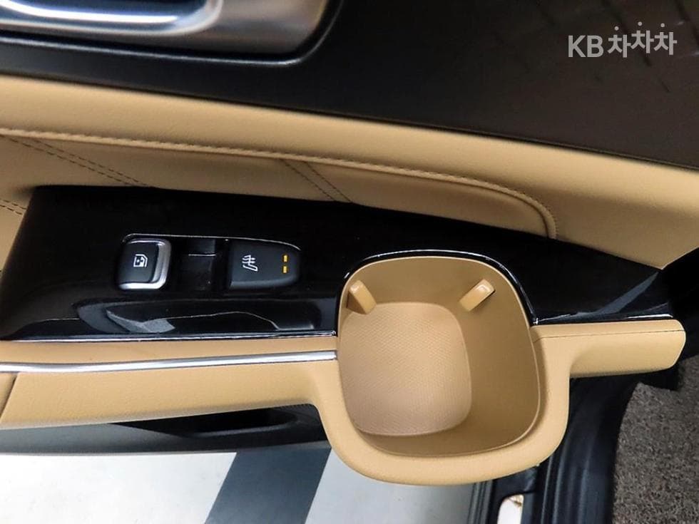 Киа Sorento 4-то поколение Хибрид1.6 HEV 4x4 Престиж - 12