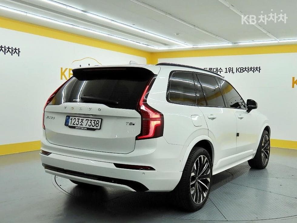 Volvo All New XC90PHEV T8 Ultra - 4