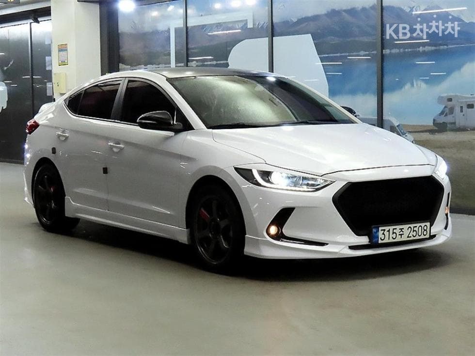Hyundai Avante (Elantra)AD 1.6 GDi Value Plus - Image 1