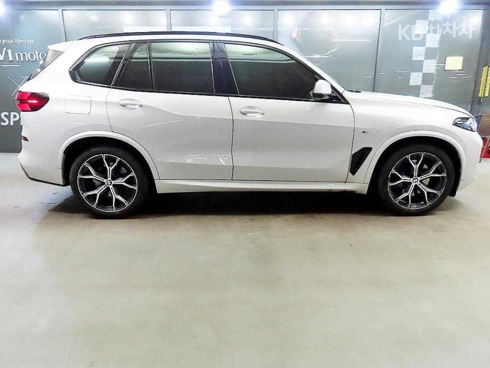BMW X5 (G05)xDrive 40i M Sport - 3