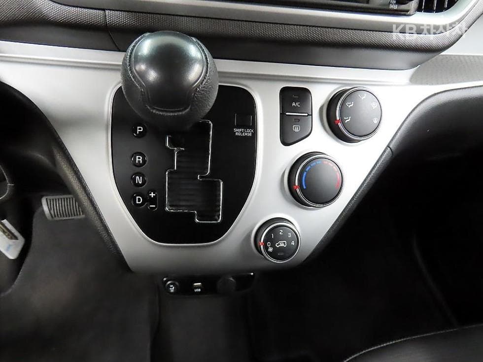 Kia The New (facelift) Ray (van) Van1.0 Gasoline Van 2-seater Standard - 10