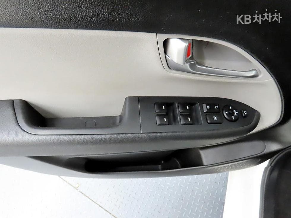 Kia The New (facelift) Ray (van) Van1.0 Gasoline Van 2-seater Standard - 11