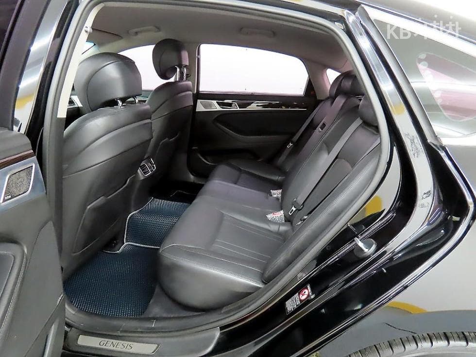 Genesis G803.3 GDI AWD Premium Luxury - 6