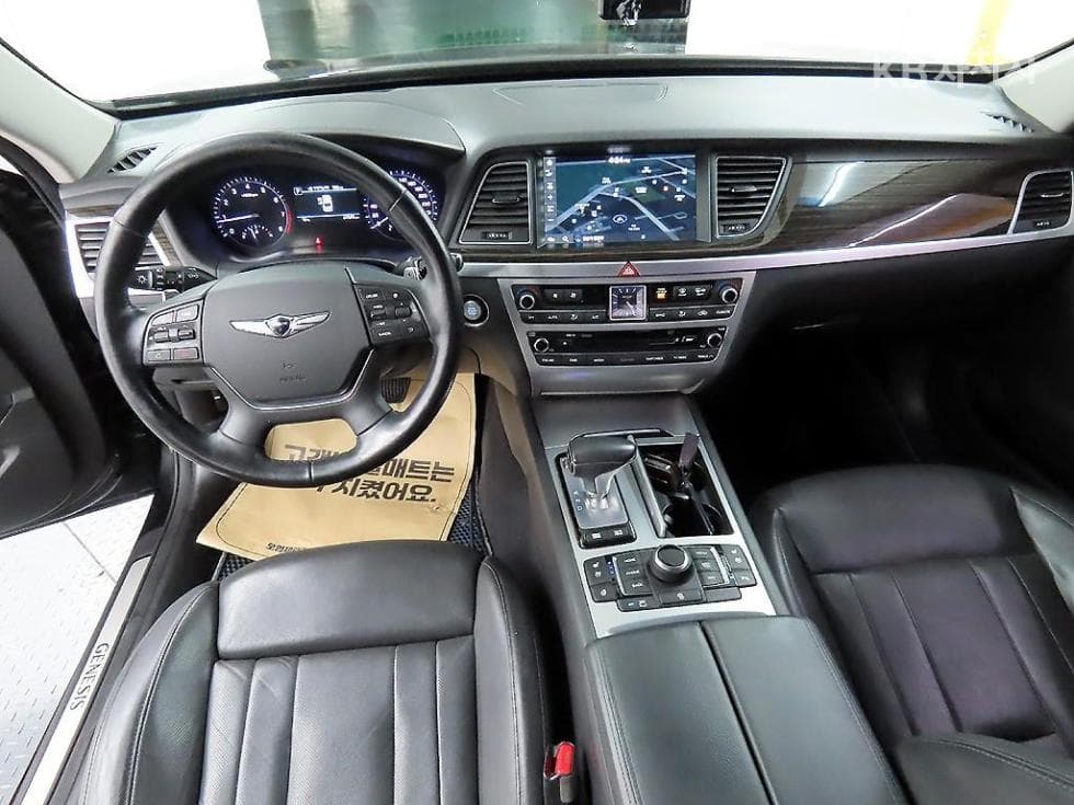 Genesis G803.3 GDI AWD Premium Luxury - 7