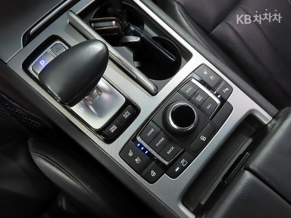 Genesis G803.3 GDI AWD Premium Luxury - 10