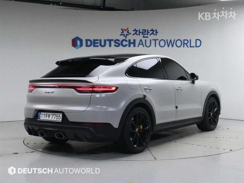 Porsche Cayenne(9Y0)4.0 Turbo GT Coupe Standard - 2