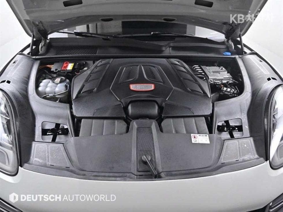Porsche Cayenne(9Y0)4.0 Turbo GT Coupe Standard - 6