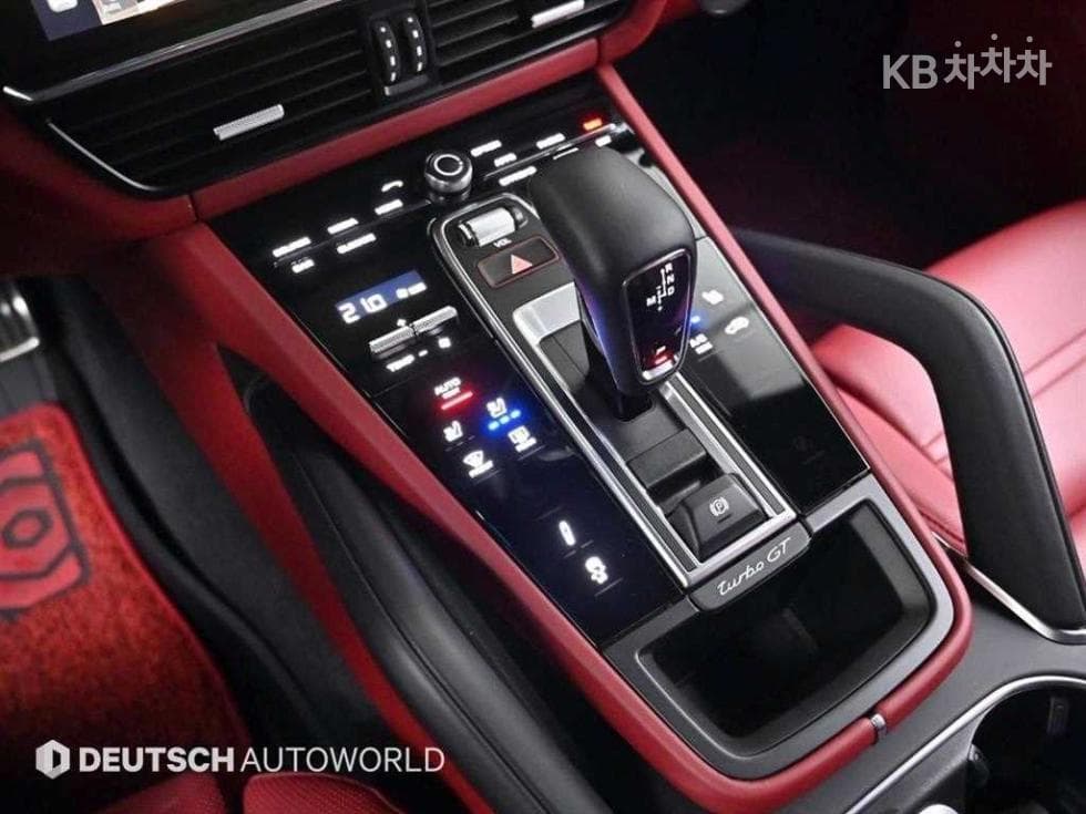 Porsche Cayenne(9Y0)4.0 Turbo GT Coupe Standard - 9