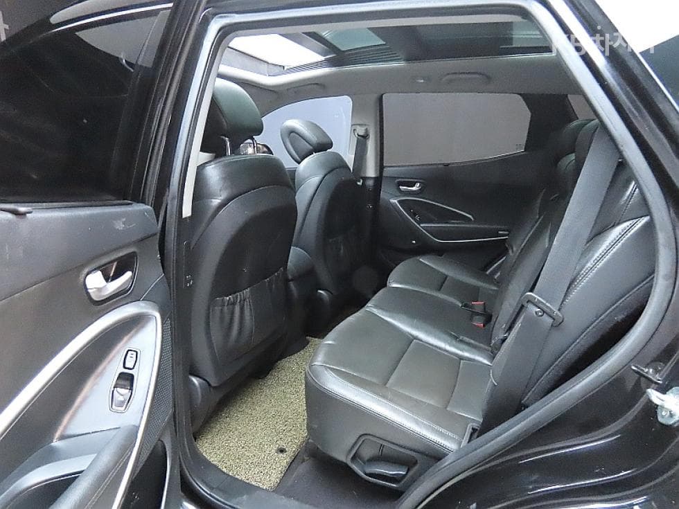 Hyundai Santa Fe The PrimeDiesel Hyundai R-engine 2.0 diesel 2WD 5-seater Exclusive Special (special feature/edition) - 11