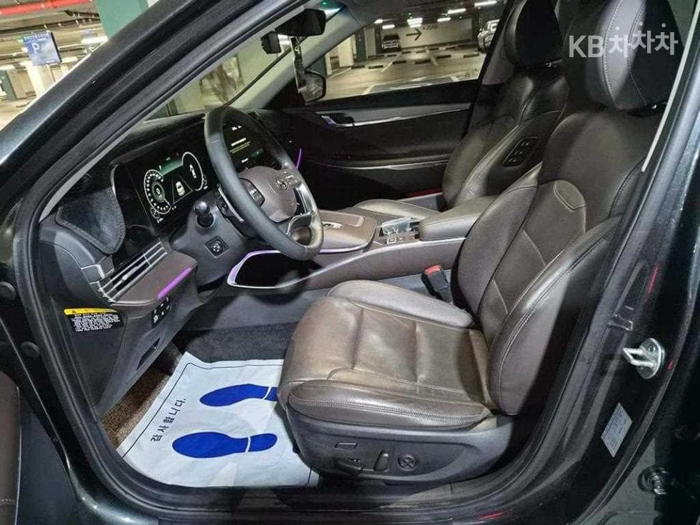Hyundai The New (facelift) Grandeur (Azera)2.5 Exclusive - 6