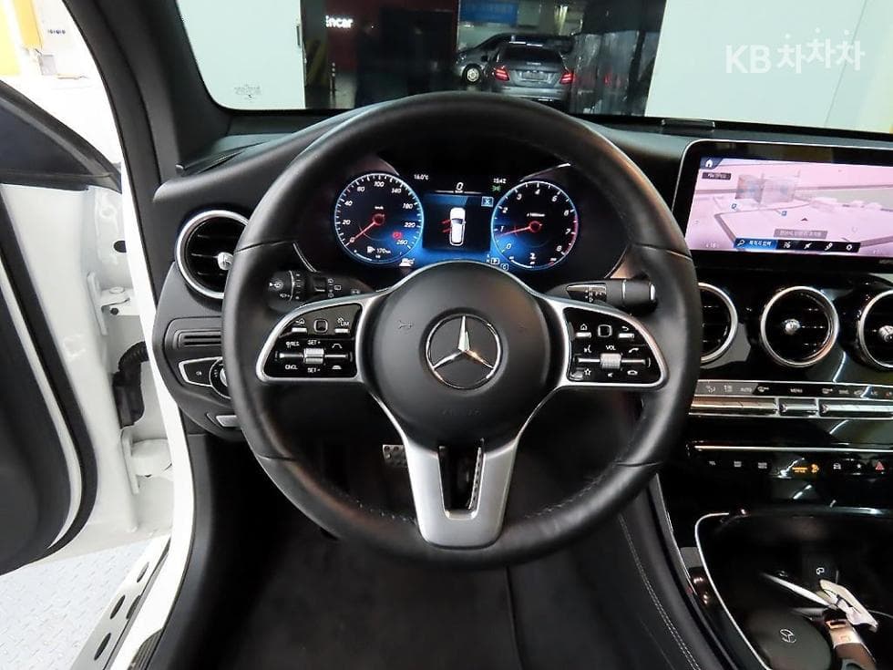 Mercedes-Benz GLC(X253)300 4Matic Premium - 9