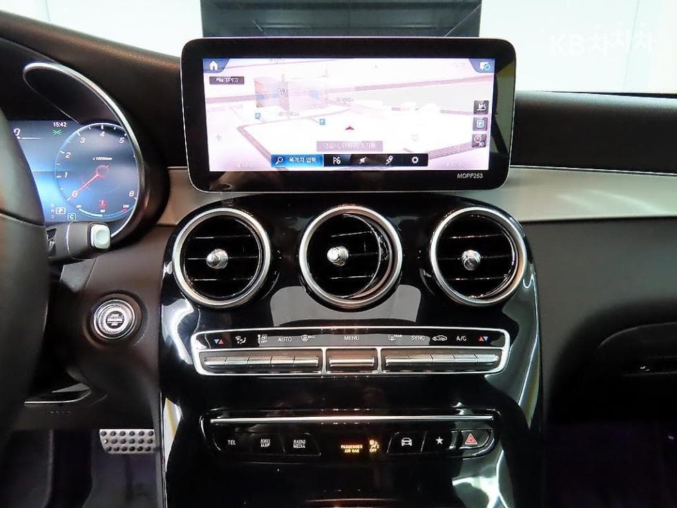 Mercedes-Benz GLC(X253)300 4Matic Premium - 14