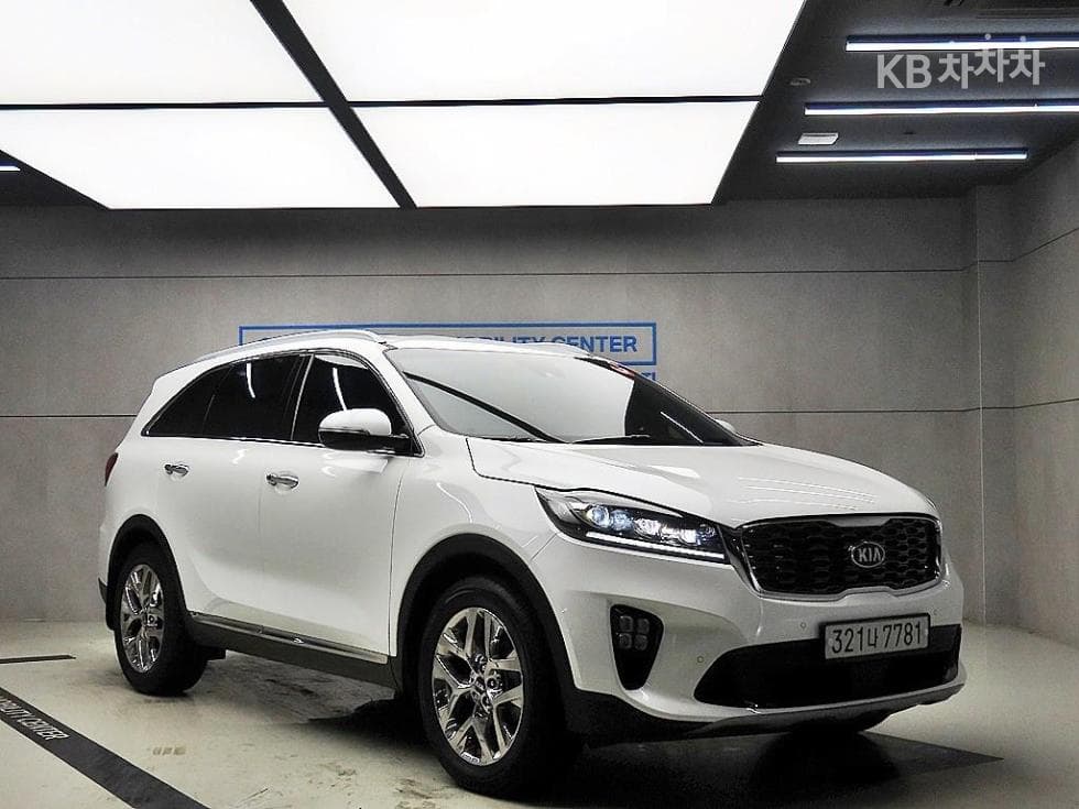 Киа The New (фейслифт) Sorento 2.0 T-GDI 2WD 마스터 Специал (специален признак/издание) - Image 1