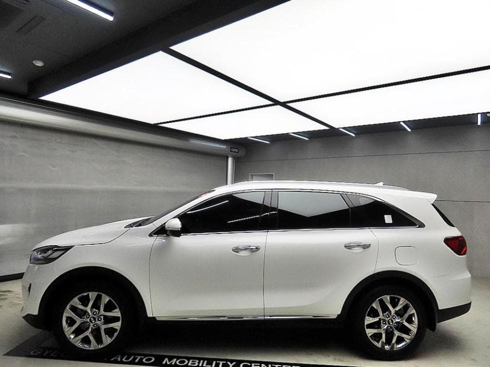 Киа The New (фейслифт) Sorento2.0 T-GDI 2WD 마스터 Специал (специален признак/издание) - 4