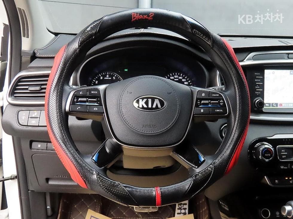 Киа The New (фейслифт) Sorento2.0 T-GDI 2WD 마스터 Специал (специален признак/издание) - 9