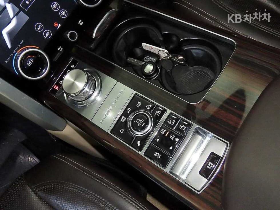 Land Rover New Range Rover5.0 V8 SC 보그 SE 405 - 12