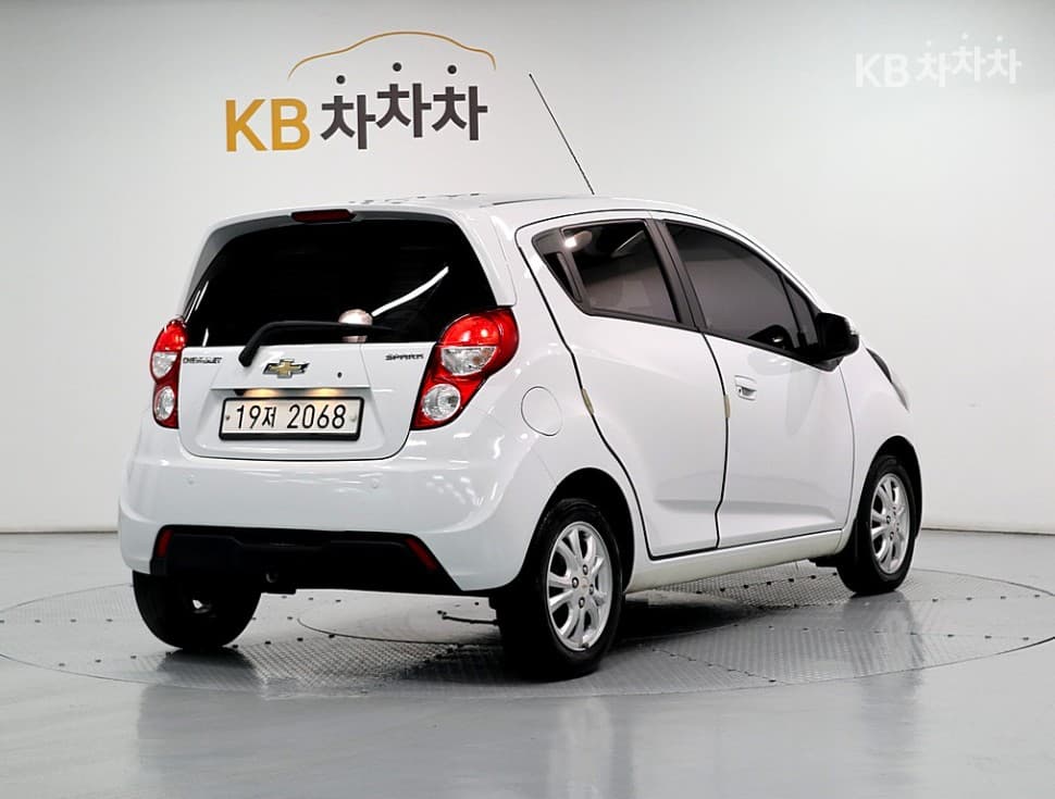 Джи Ем Корея Chevrolet СпаркLS+ - 3