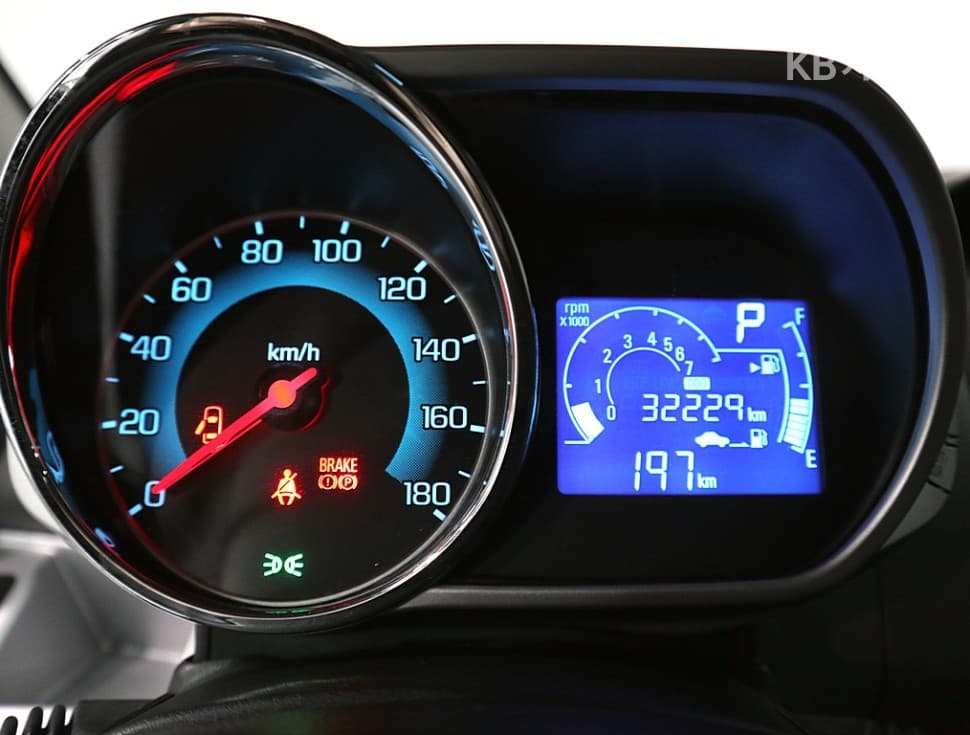Джи Ем Корея Chevrolet СпаркLS+ - 7