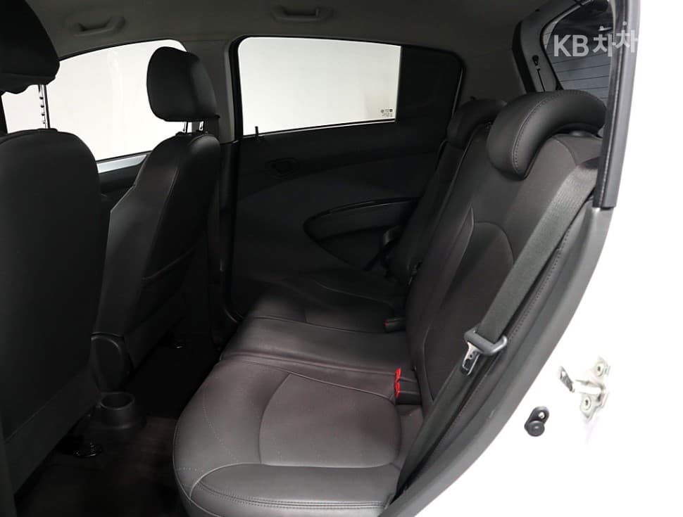 Джи Ем Корея Chevrolet СпаркLS+ - 9