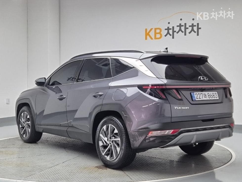 Hyundai The All New Tucson Hybrid(NX (Lexus SUV)4)1.6T HEV Inspiration - 2