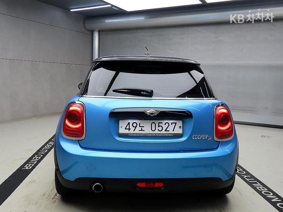 Мини Cooper 3도어D 1.5 Среден клас - 3