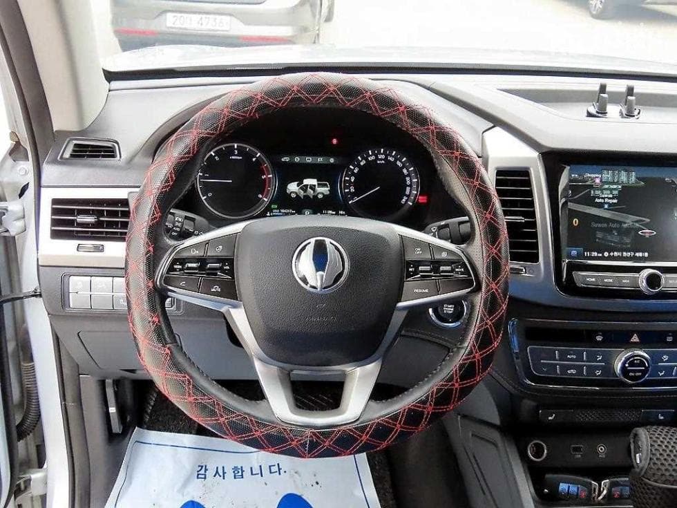 KG Mobility Rexton 스포츠2.2 4WD Prestige - 8