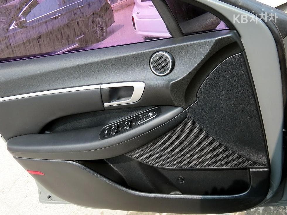 Hyundai Sonata (DN8)2.0 LPG Rental car Smart - 11