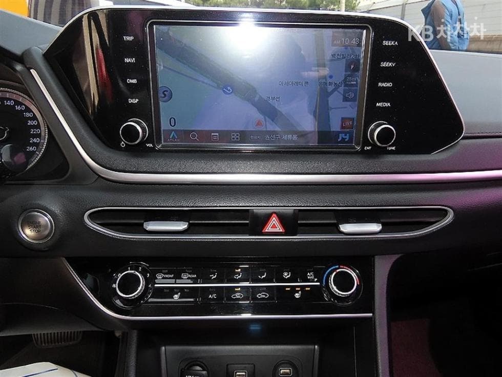 Hyundai Sonata (DN8)2.0 LPG Rental car Smart - 13