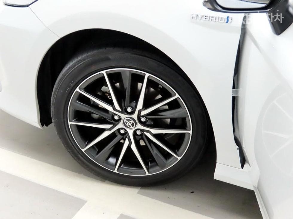 Toyota Camry XV702.5L hybrid XLE - 19