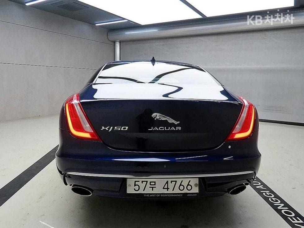 Jaguar All New XJ3.0D Премиум Люкс LWB X351 - 3