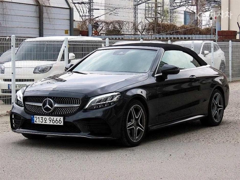 Mercedes-Benz The New (facelift) C-Class C200 Cabriolet - Image 1
