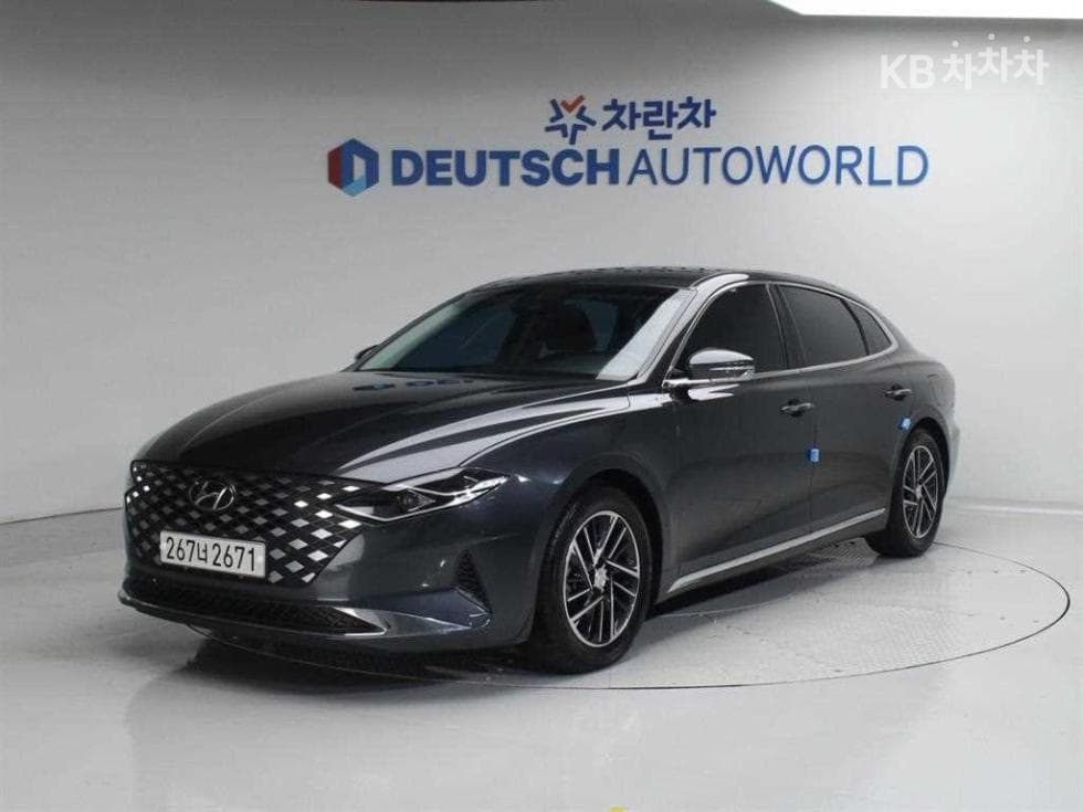 Hyundai The New (facelift) Grandeur (Azera) 2.5 Premium 초이스 - Image 1