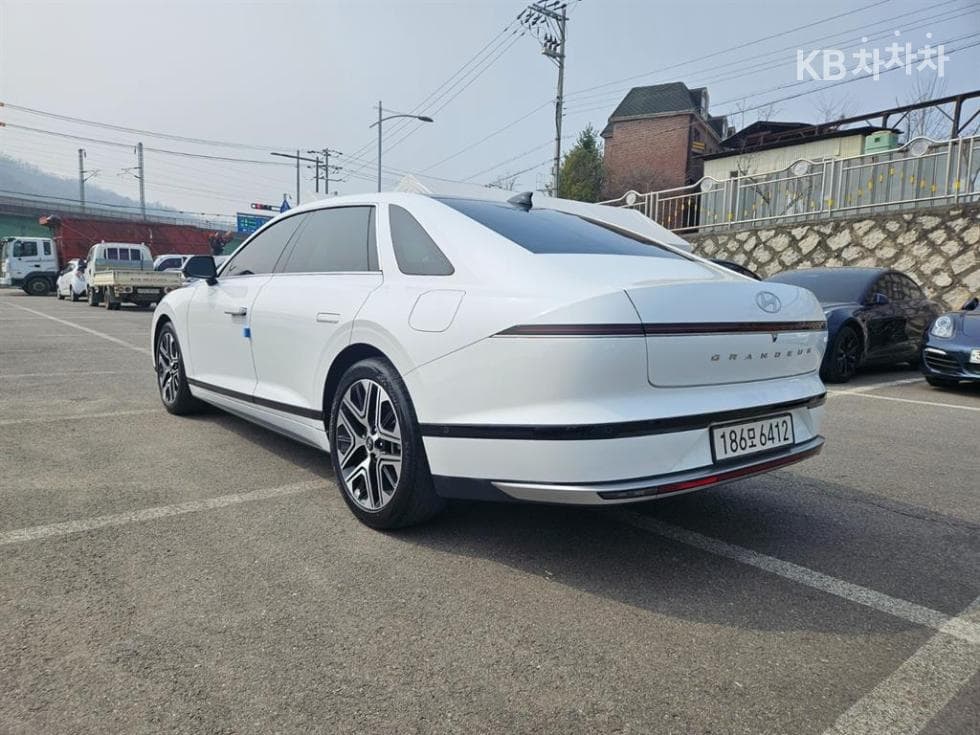 Хюндай Ди Всеново Grandeur (Azera)2.5L бензин 2WD Exclusive - 3