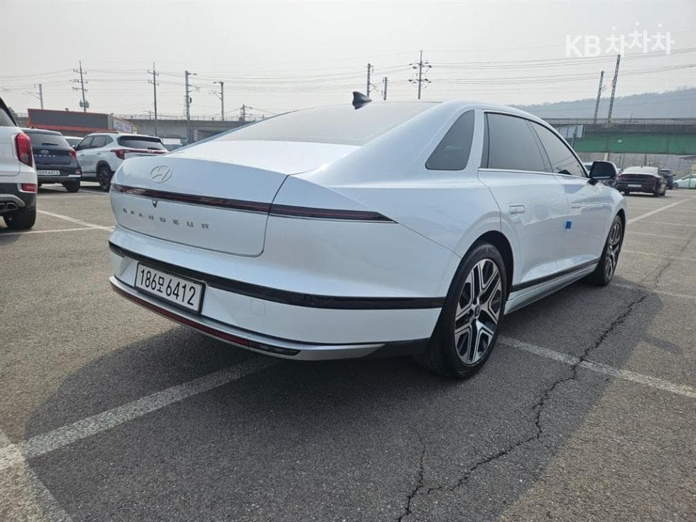 Хюндай Ди Всеново Grandeur (Azera)2.5L бензин 2WD Exclusive - 4