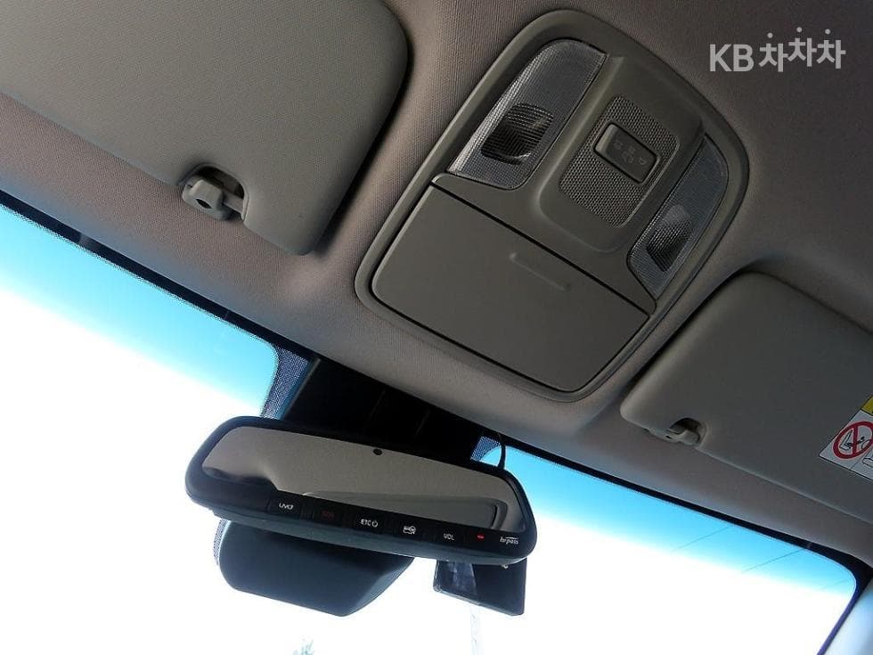 Kia Sportage 더 볼드Smart스트림 D 1.6 Diesel 2WD Prestige - 15