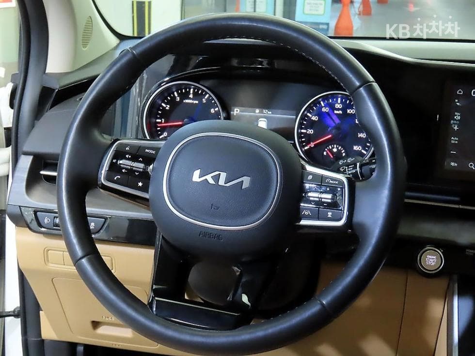 Kia Carnival 4th generationG3.5 GDI 11-seater Prestige - 8