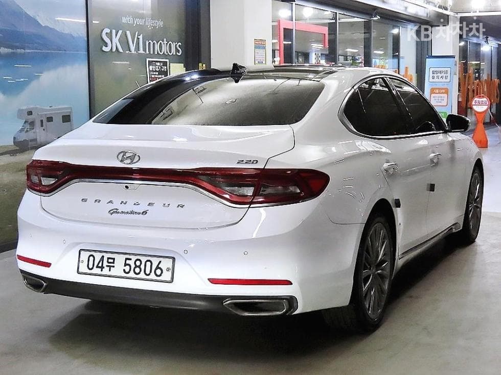 Hyundai Grandeur (Azera)IGDiesel 2.2 Premium Special (special feature/edition) - 4