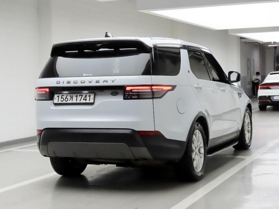 Land Rover 디스커버리52.0 SD4 SE - 4