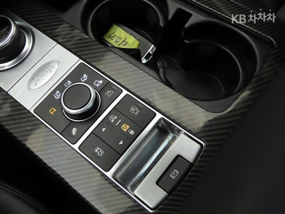 Land Rover 디스커버리52.0 SD4 SE - 12