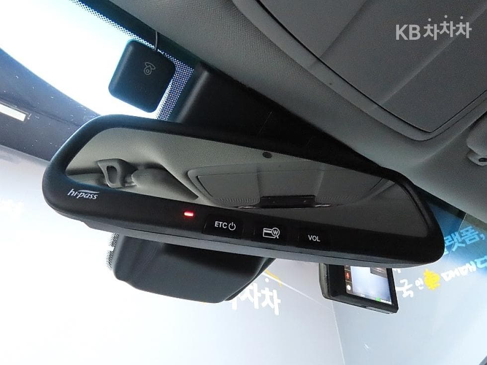 Hyundai Grandeur (Azera)IG3.0 Exclusive Standard - 15