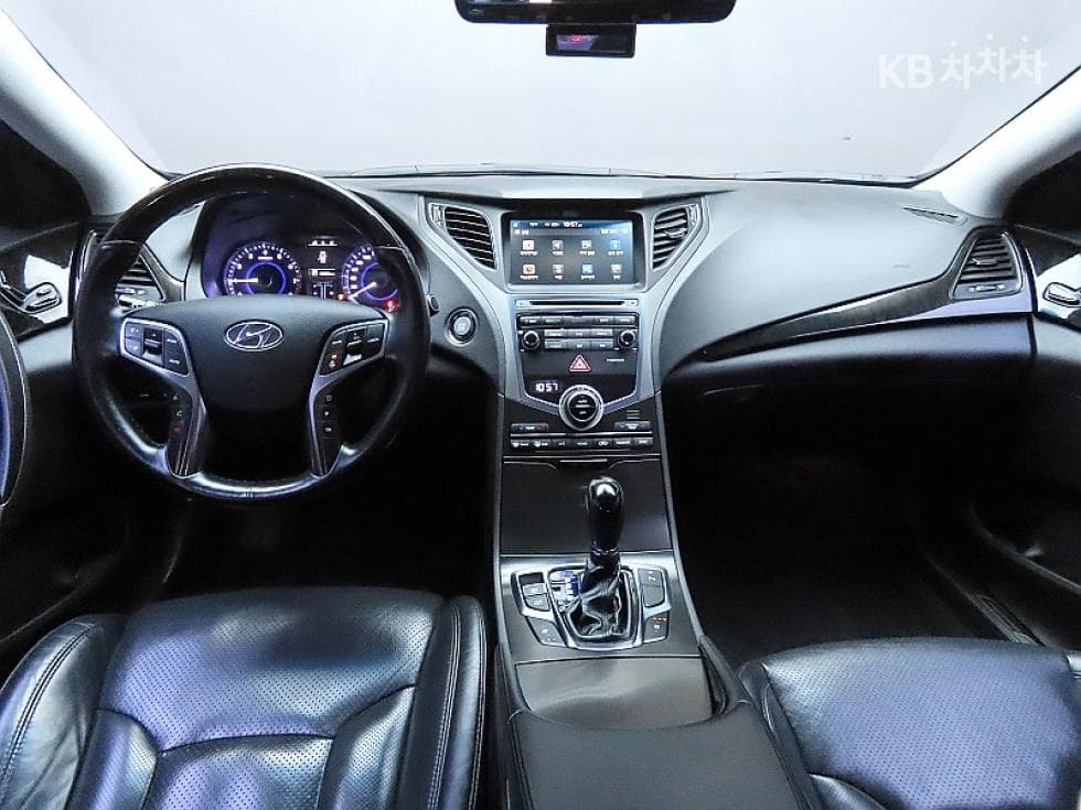 Hyundai Grandeur (Azera)HGHG240 Modern 컬렉션 - 6