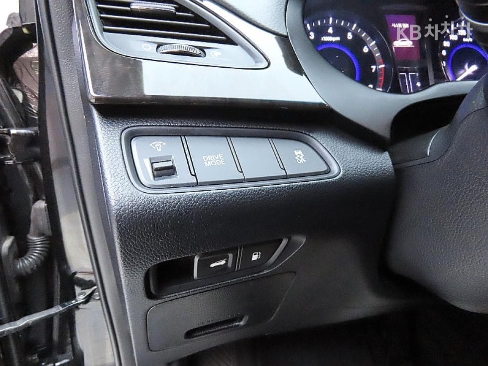 Hyundai Grandeur (Azera)HGHG240 Modern 컬렉션 - 12