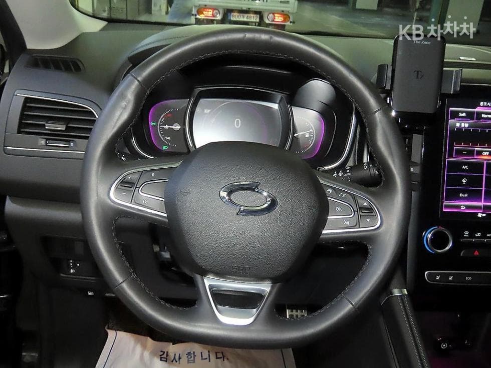 Renault Korea The New (facelift) QM62.0 GDe 2WD RE Signature - 8