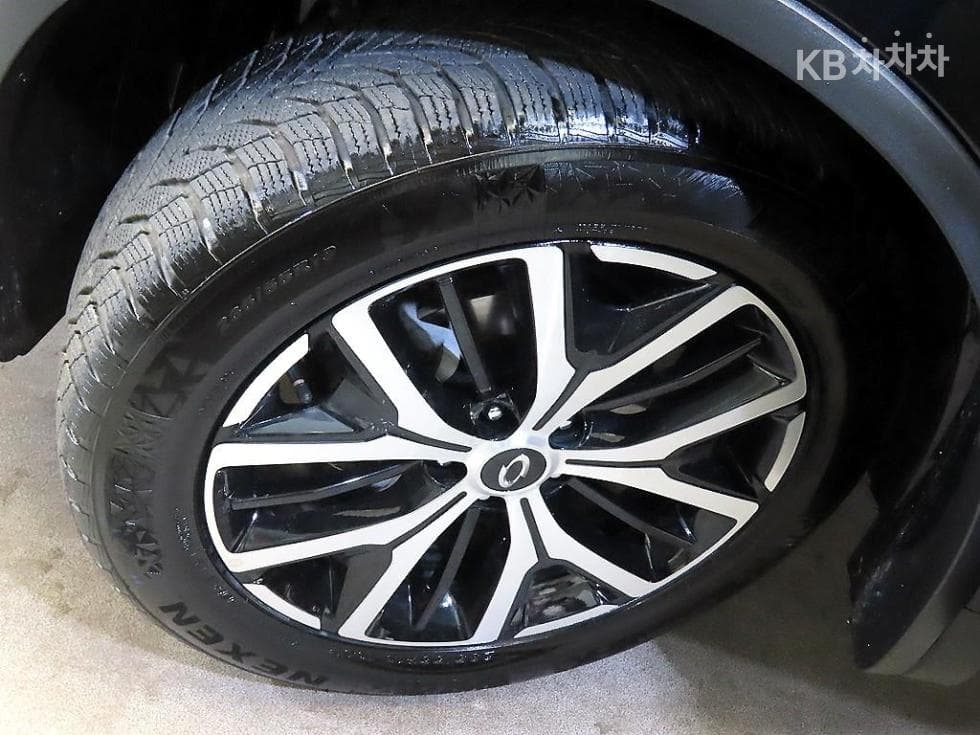 Renault Korea The New (facelift) QM62.0 GDe 2WD RE Signature - 20
