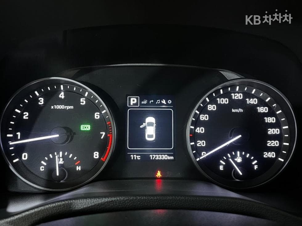 Hyundai Avante (Elantra)AD1.6 GDi Value Plus - 8