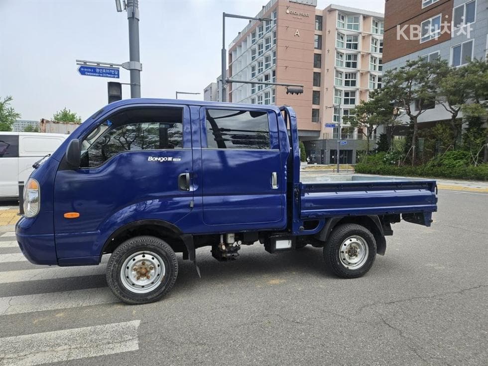 Kia Bongo 3 (light truck)4WD 장축 Double Cab Limited Limited - 7