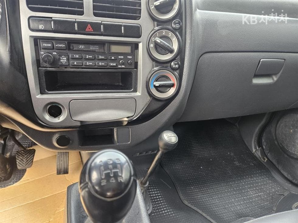 Kia Bongo 3 (light truck)4WD 장축 Double Cab Limited Limited - 10