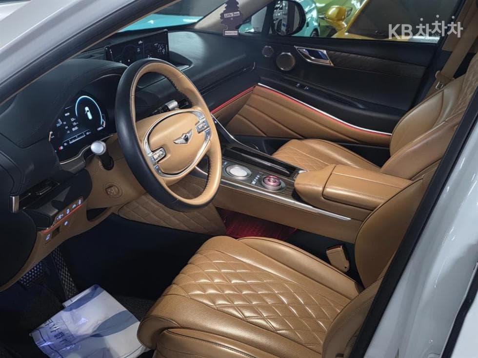 Genesis GV802.5 Turbo Gasoline AWD - 2